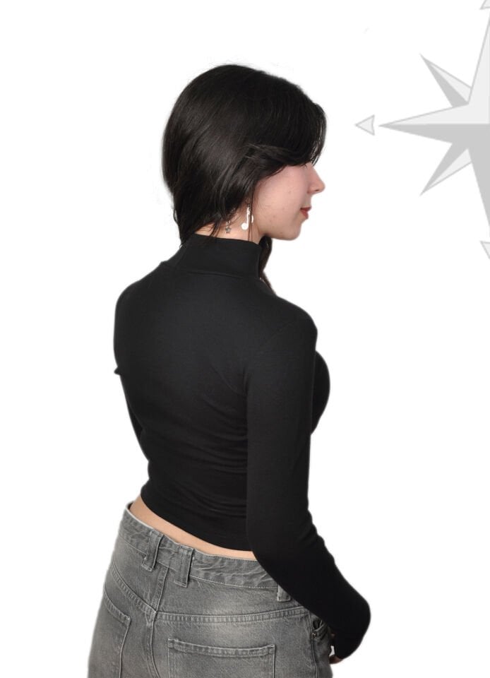 Kadın Yarım Balıkçı Yaka Uzun Kollu Crop Bluz